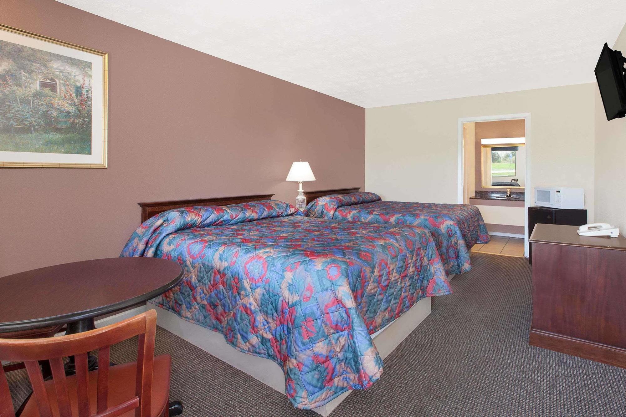 Imperial Inn Grand Blanc Bagian luar foto